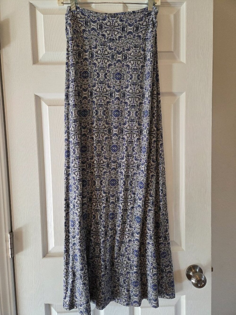 Cynthia Rowley Blue and White Patterned Maxi Skirt Size XS